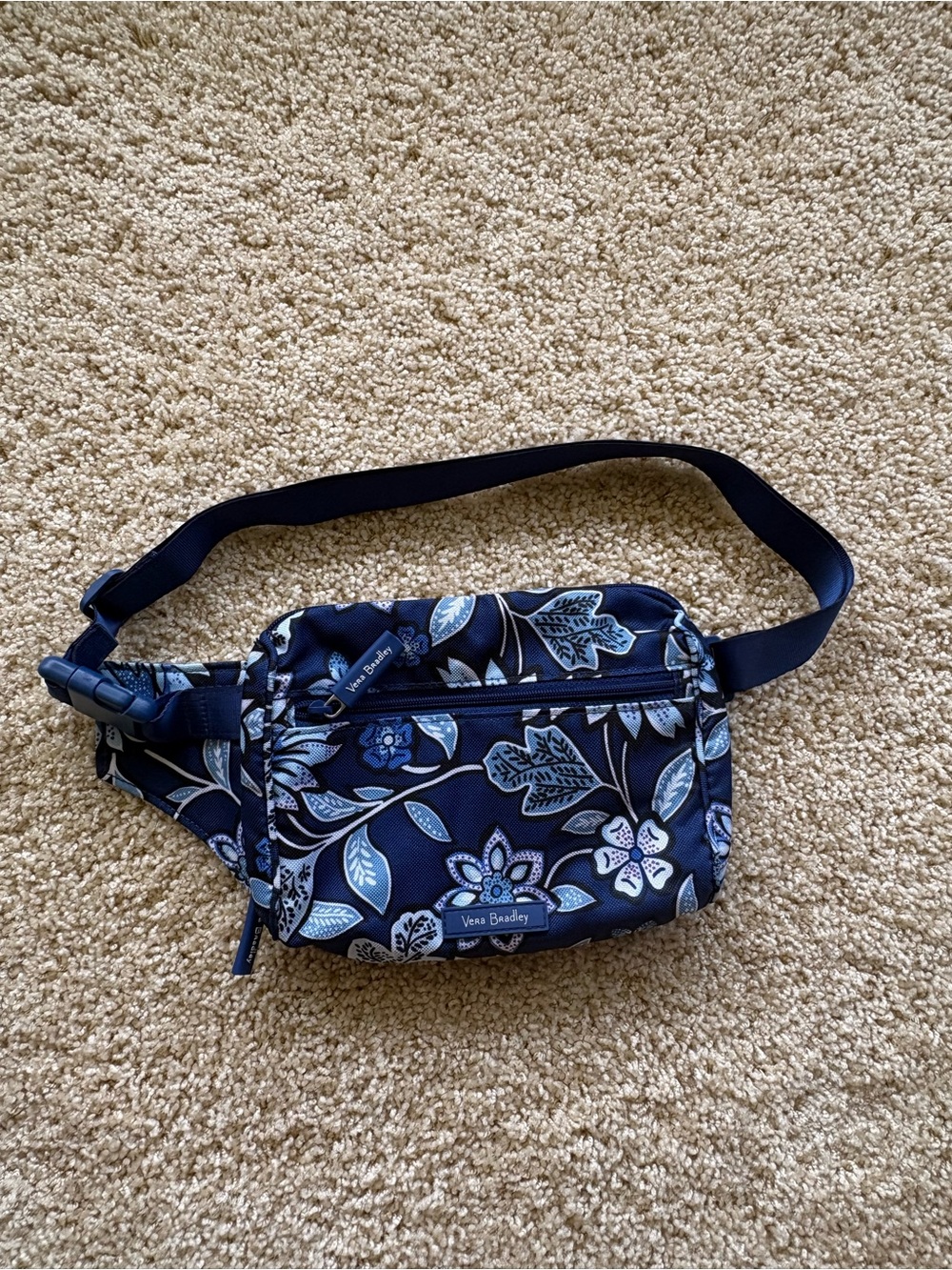 Vera Bradley Lighten Up Belt Bag Tropics Tapestry NWT